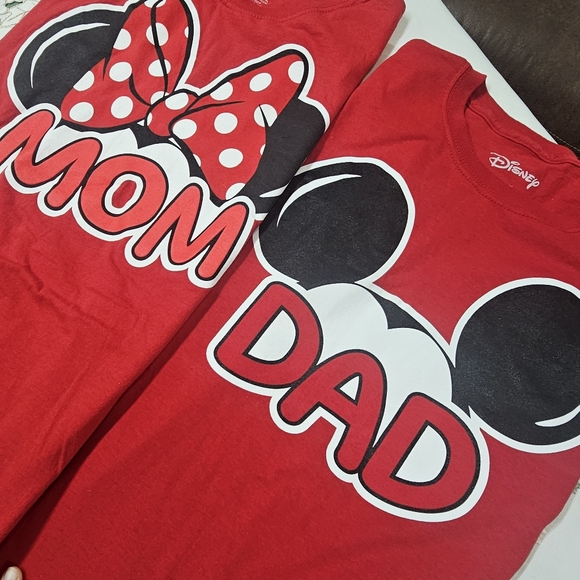 . Disney Minnie Mouse Mom And Dad red Tee shirt. 100% cotton - Picture 8 of 10
